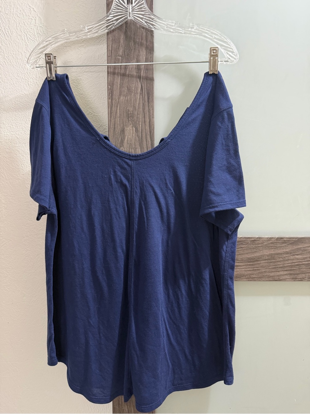 Old Navy Deep Navy Scoop Neck Short Sleeve Tee
